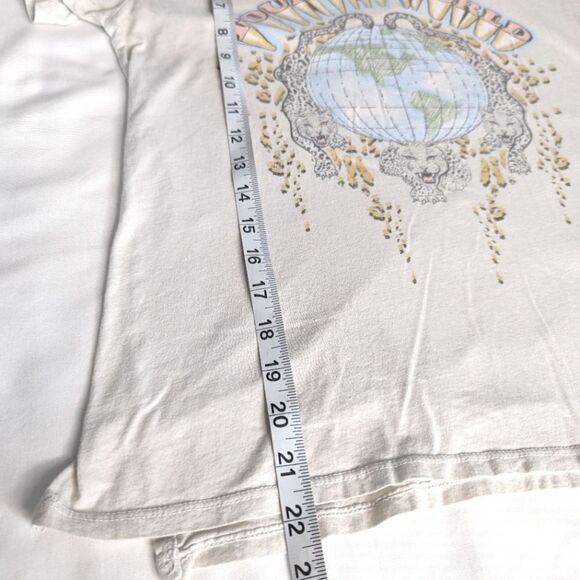 Project Social T Graphic T-shirt Cheetah Tour the World - Picture 7 of 7